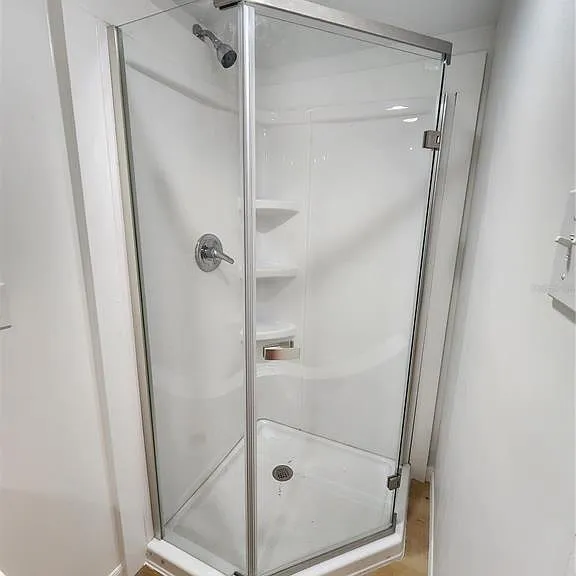 120 SE 7th St #5 — Photo 18