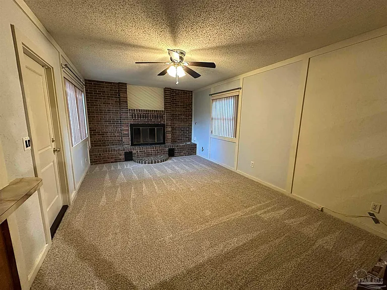 2952 Breckenridge Dr — Photo 6
