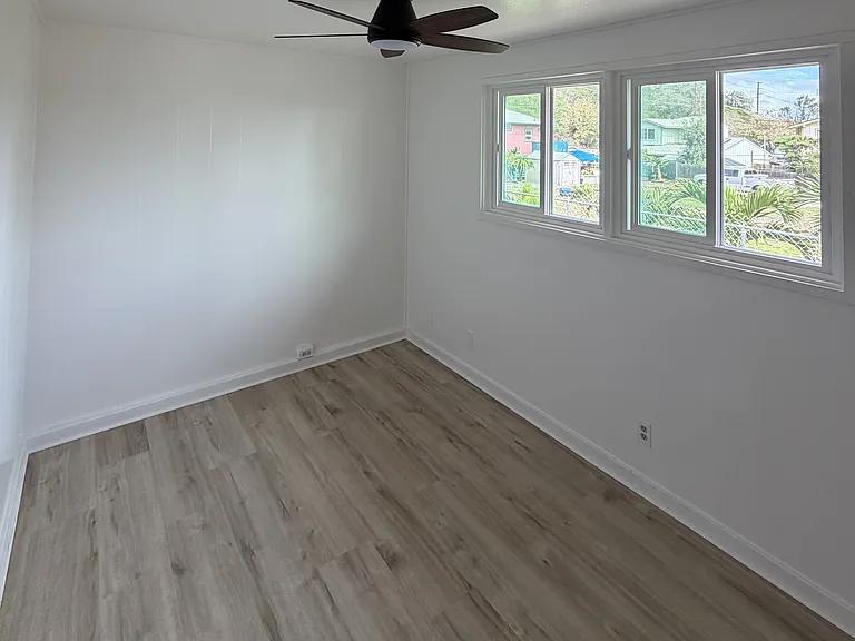 First bedroom.