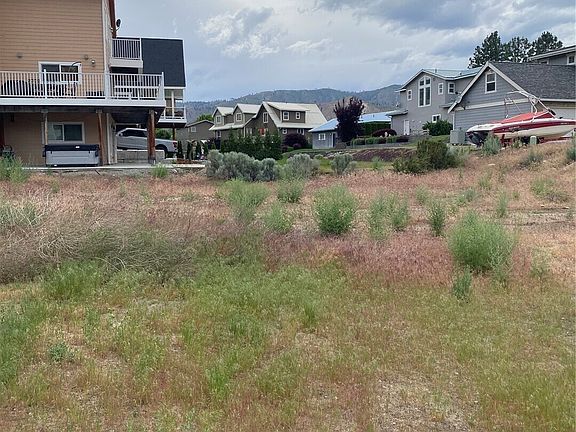 4th image of 275 W Beach Drive