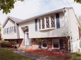 1692 Washington St, Walpole, MA 02081