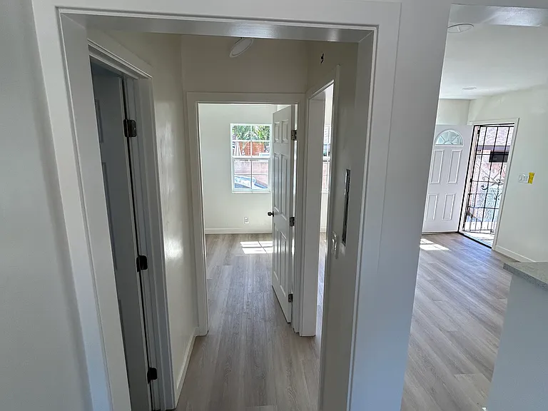 1772 E 92nd St #3 — Photo 4