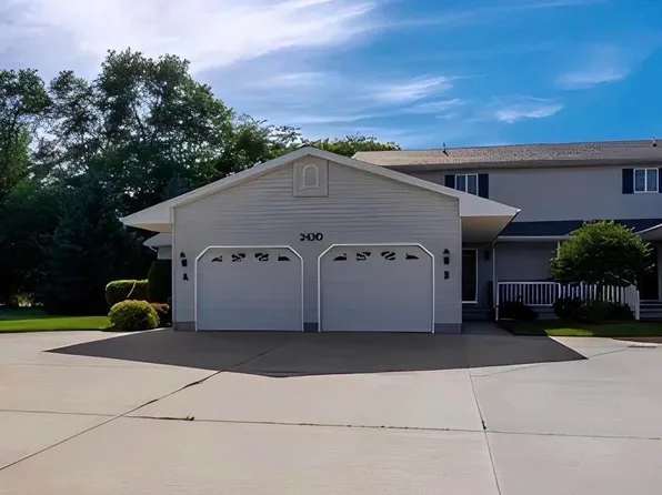 2430 Rosewood North Dr #B, Mount Pleasant, MI 48858