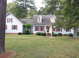 104 Homestead Rd, Franklin, VA 23851