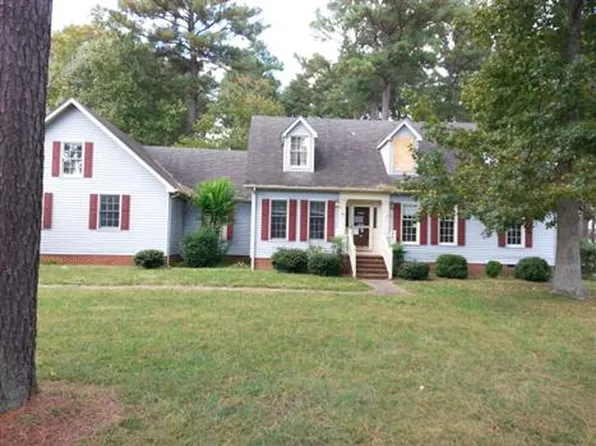 104 Homestead Rd, Franklin, VA 23851