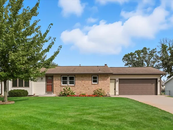 13919 Nightingale St NW, Andover, MN 55304