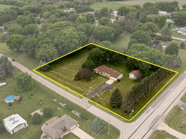 15 Field Ave SW, Byron, MN 55920