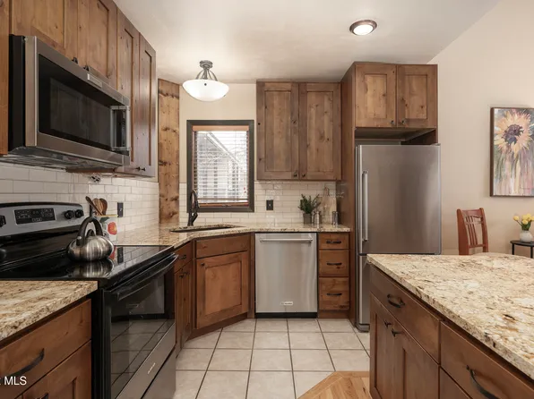 96 Mountainside Drive #B-59, Granby, CO 80446