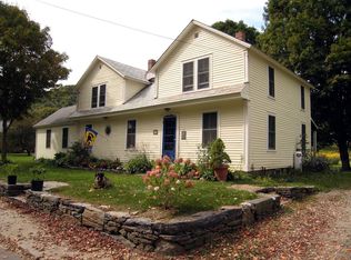 26 Upper St, Buckland, MA 01338