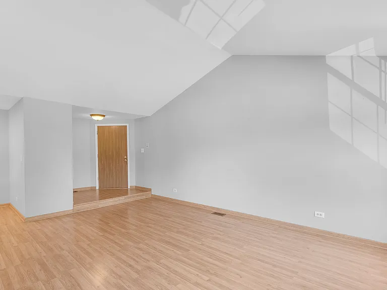 1214 Ballantrae Pl #E — Photo 5