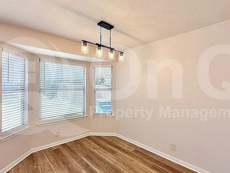 21204 Secretariat Ridge Ln — Photo 6