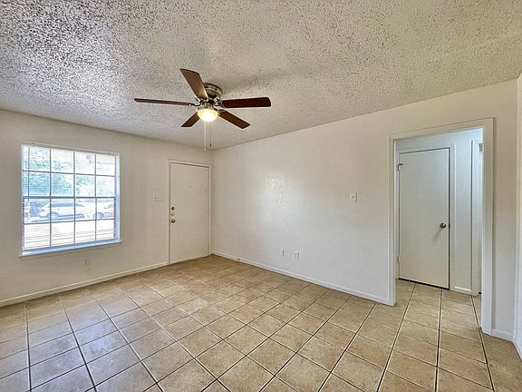 4th image of 219 E Beeline Ln #B