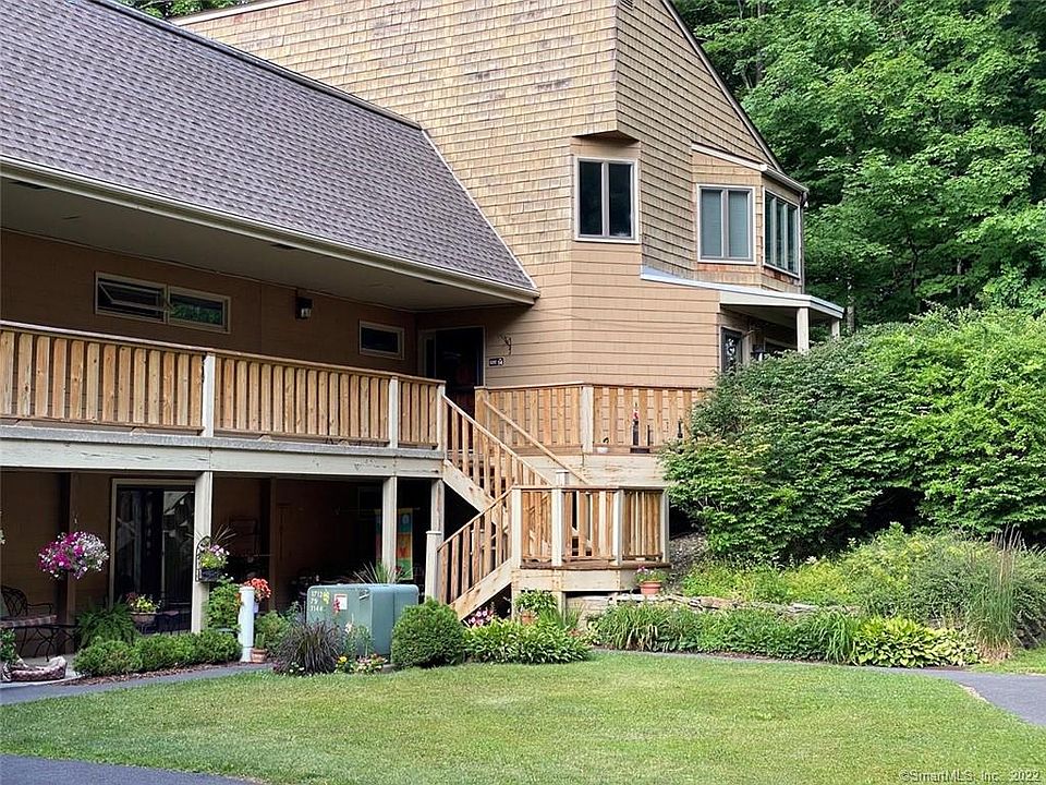 8 Upper Main St Sharon, CT, 06069 Apartments for Rent Zillow