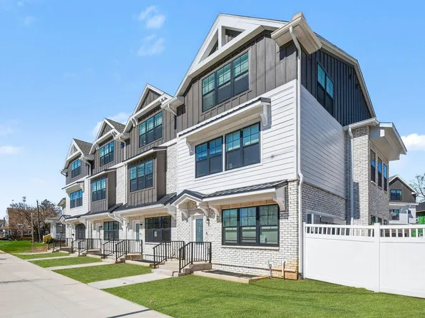 711 N Saint Peter Ave, South Bend, IN 46617