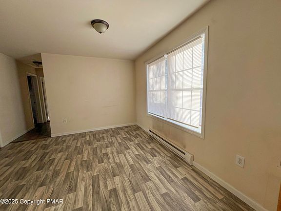 5th image of 2520 McEwan Blvd