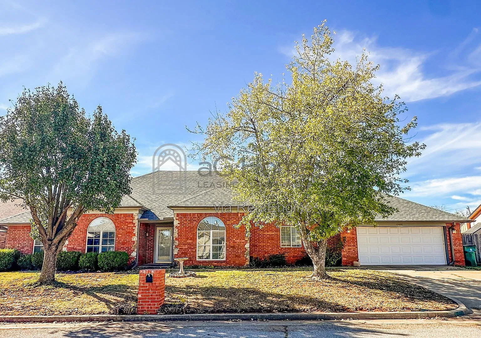 3 bed, 2.0 bath, 2146 sqft, $1,895 — Photo 1