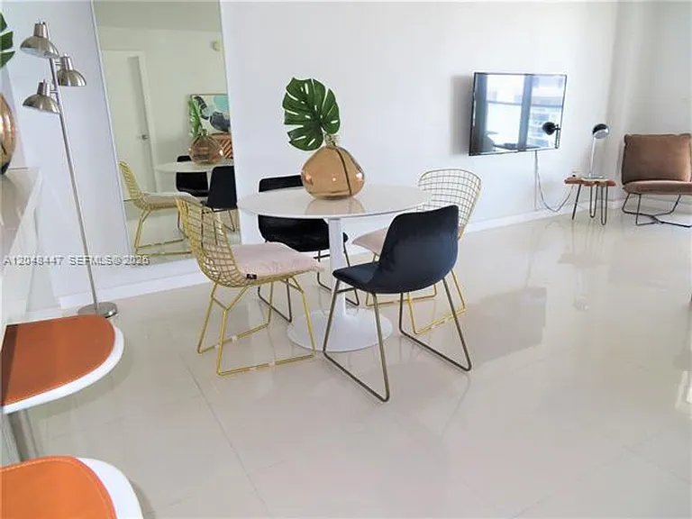 5701 Collins Avenue Cu #1703 — Photo 8