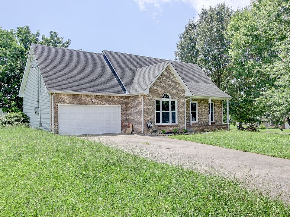 1st image of 180 Kings Deer Dr