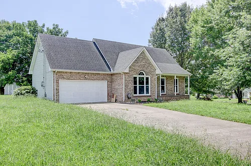 180 Kings Deer Dr Photo 1