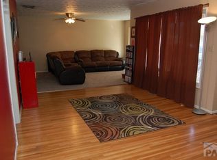 7 Caledonia Rd, Pueblo, CO 81001