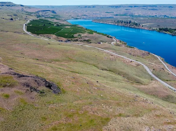 8 Old Highland Orchard Rd., Bridgeport, WA 98813