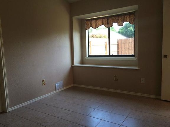 5th image of 1222 Settlers Way