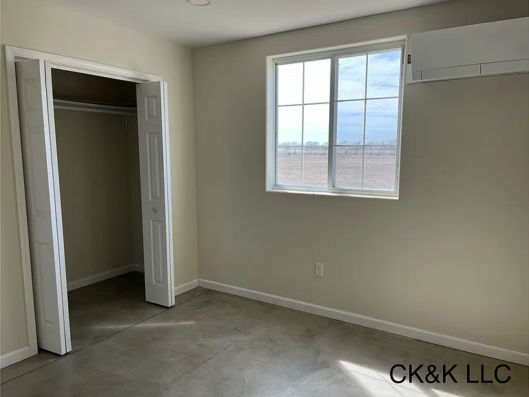 15065 SW 20th St — Photo 5