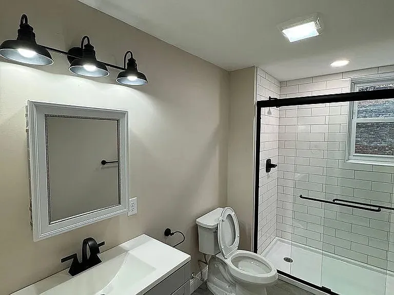 2 bed, $1,600 — Photo 4