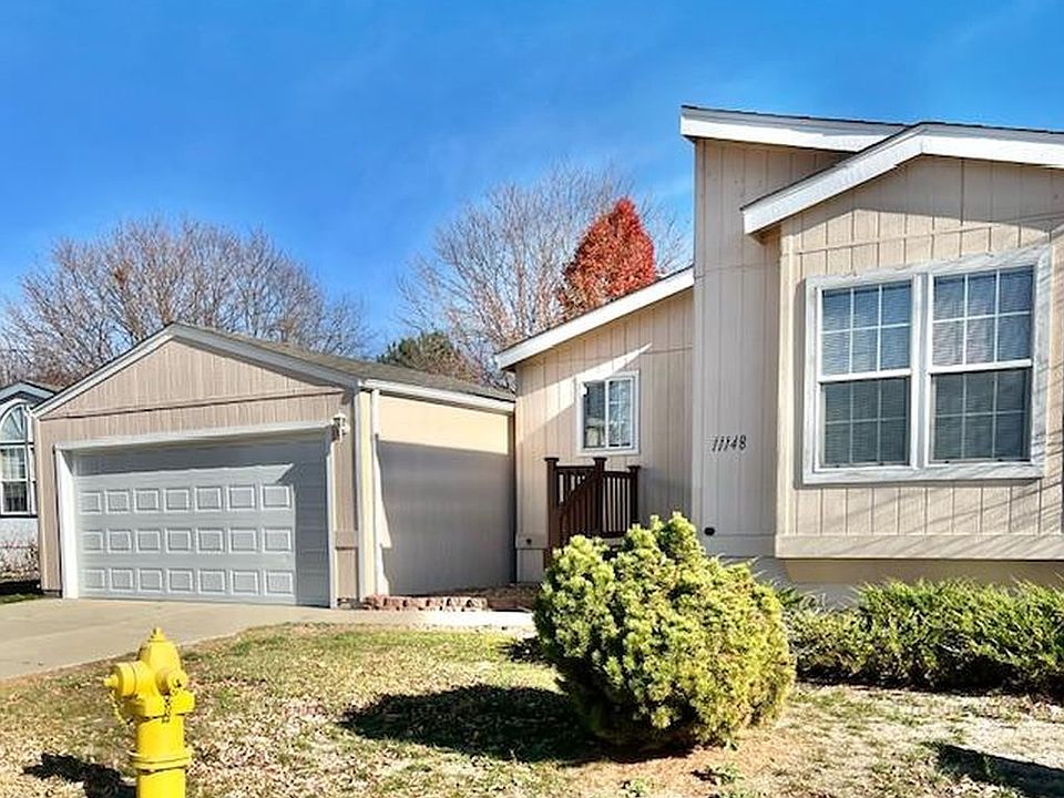 1st image of 11148 Longview Blvd #13