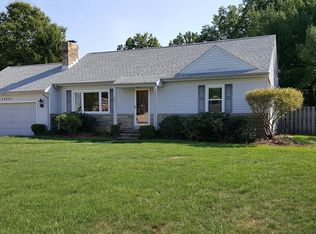 24695 Maple Ridge Rd, North Olmsted, OH 44070