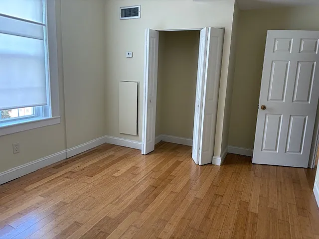 2 bed, 1000 sqft, $1,795 — Photo 4