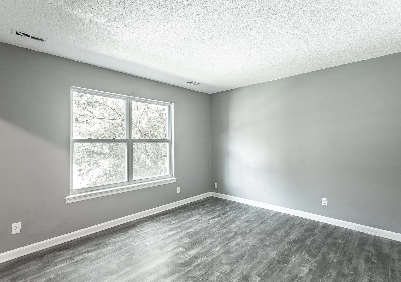 508 Ely Road — Photo 3