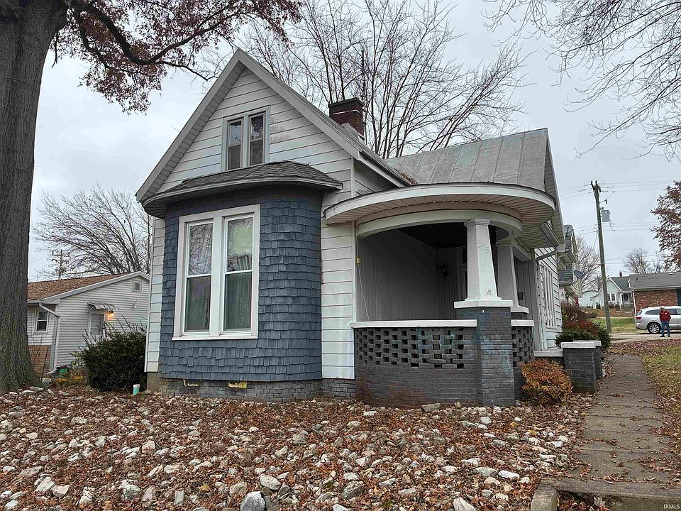 1st image of 355 W Walnut St
