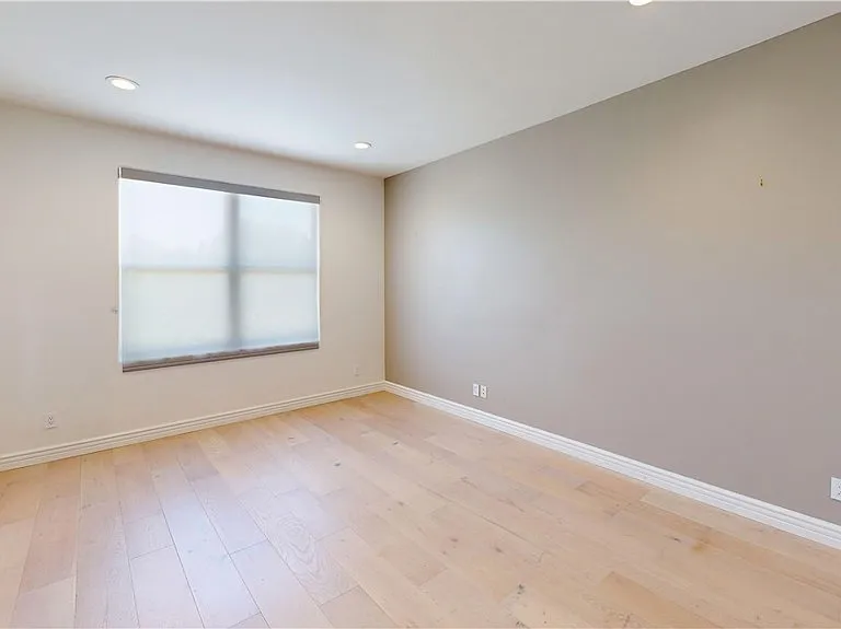 3339 Paseo Del Sol — Photo 22