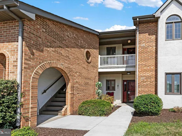 119 Black Oak Dr, Lancaster, PA 17602