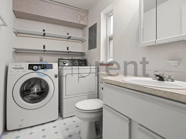 Upper Floor Suite (UFS) Laundry & Half Bath