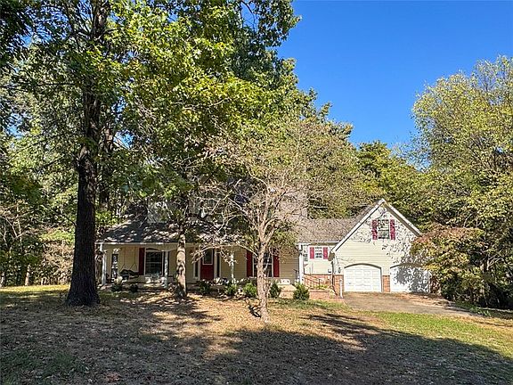 2nd image of 3993 Harper Ln