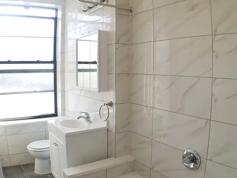 427 Fort Washington Ave #5G — Photo 12