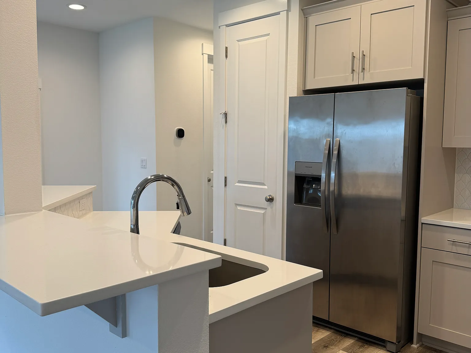 3 bed, 2.5 bath, 1564 sqft, $2,950 — Photo 4
