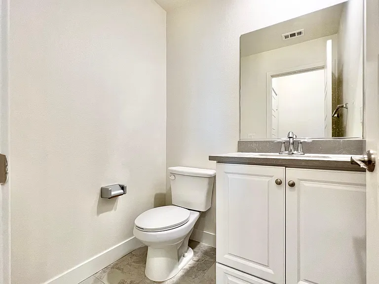 12932 Pacific Pl #11 — Photo 16