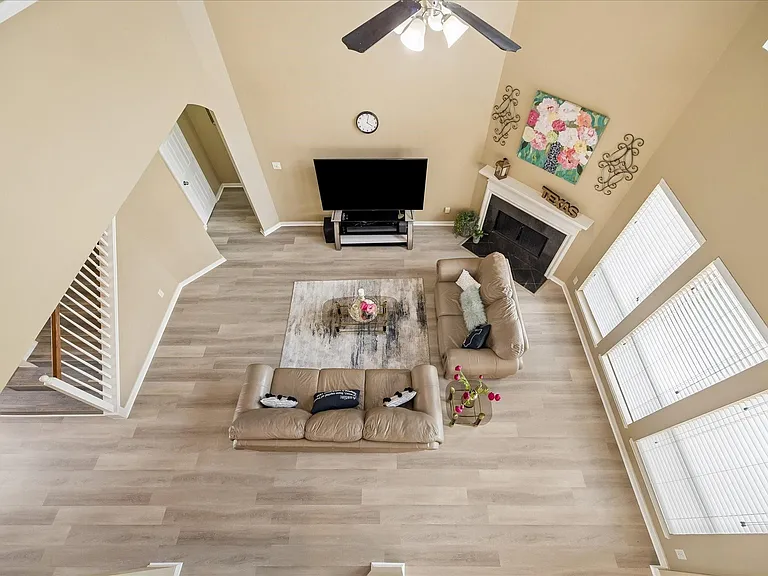 2614 Cezanne Cir — Photo 18