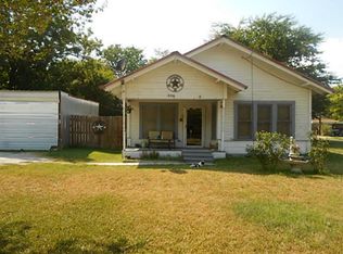 306 N Crest Ave, Richland, TX 76681