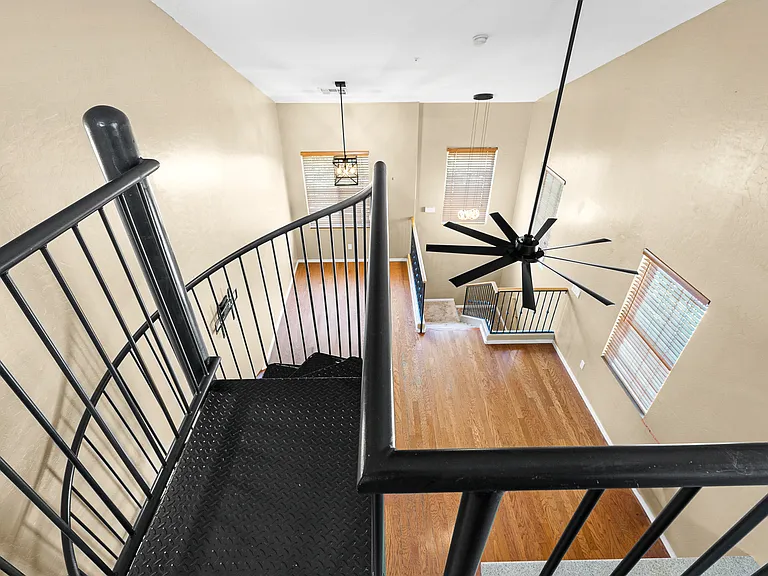 751 N Port Dr — Photo 30