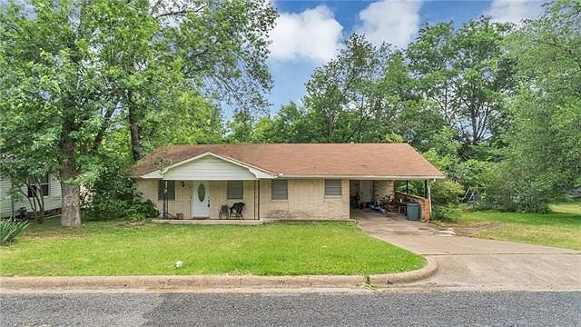 1st image of 330 Prairieville St