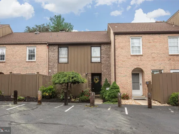39 Tee Cir, Reading, PA 19607