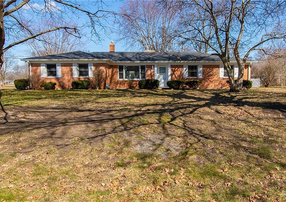 1st image of 7148 Castle Manor Dr