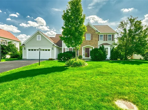 40 Embassy Dr, Rochester, NY 14618
