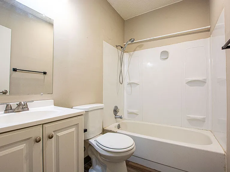 11501 Richland Dr — Photo 12