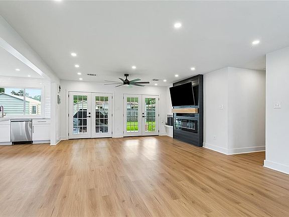 2nd image of 4101 Tartan Dr