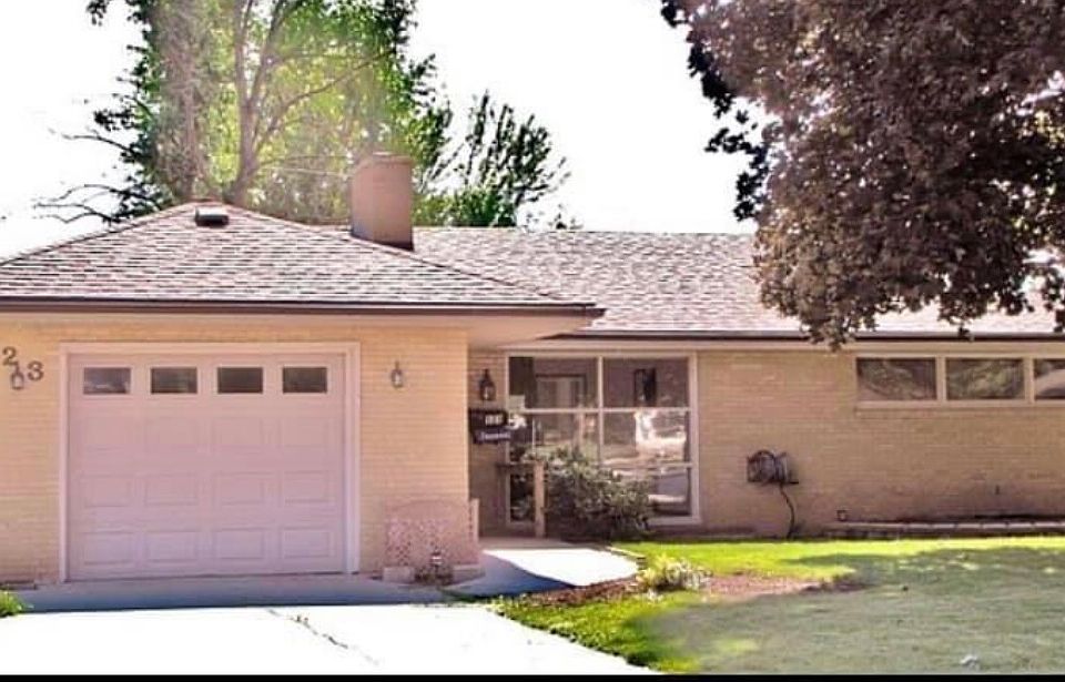 1st image of 123 Pallissard Dr